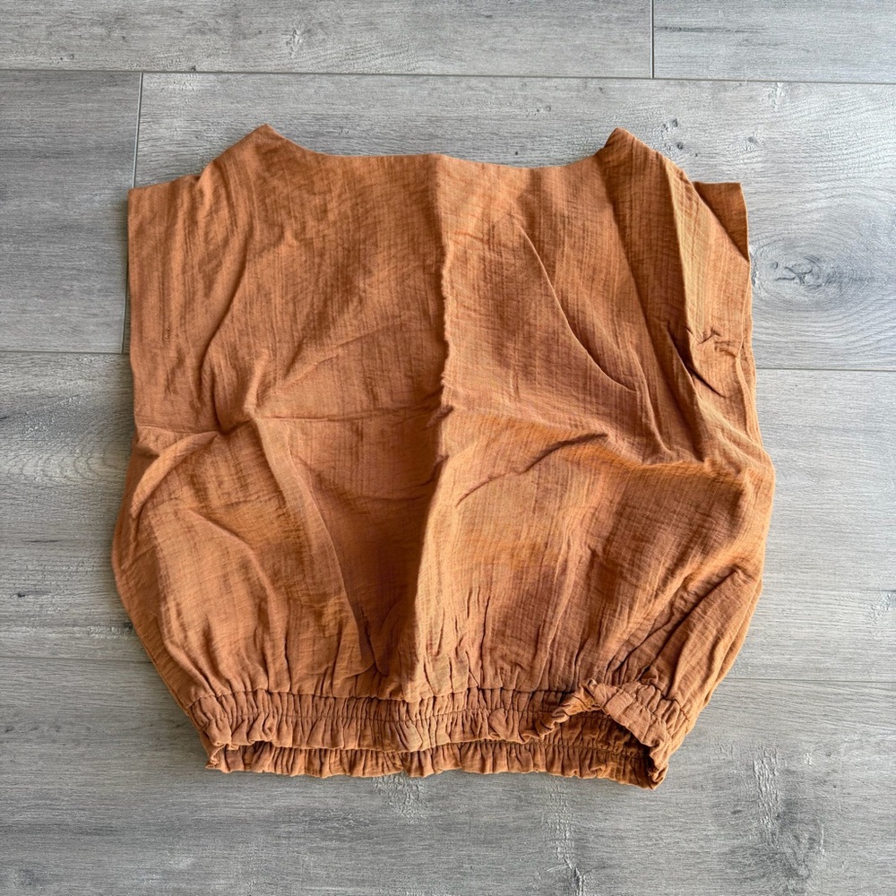 a new day Crop Top - size small - rustic brown